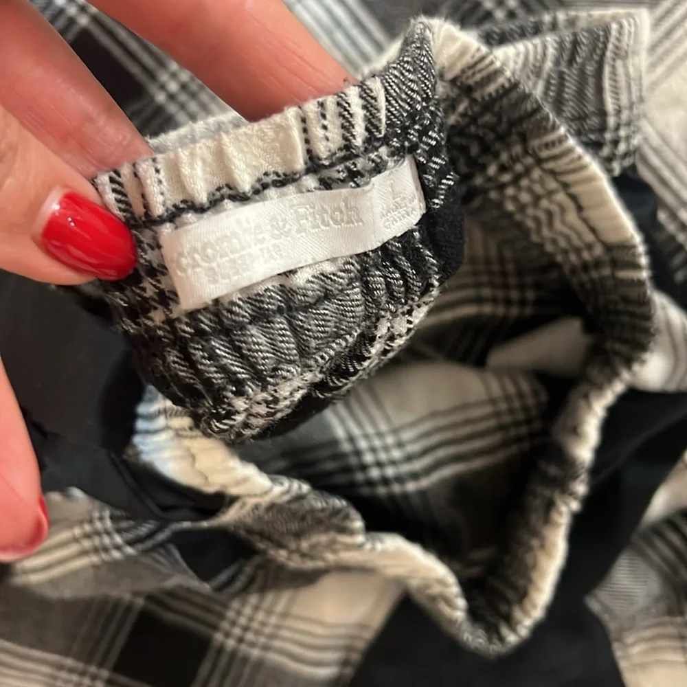 Abercrombie and Fitch Plaid Black and White Pajama set
